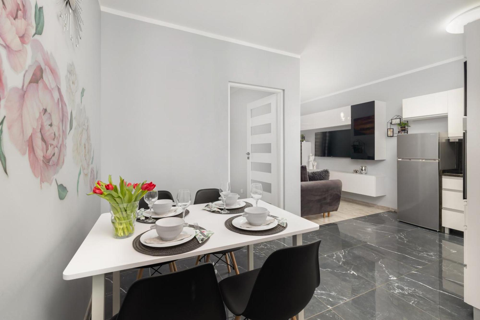 Modern Kapitanski Mostek By Renters Apartment Kolberg