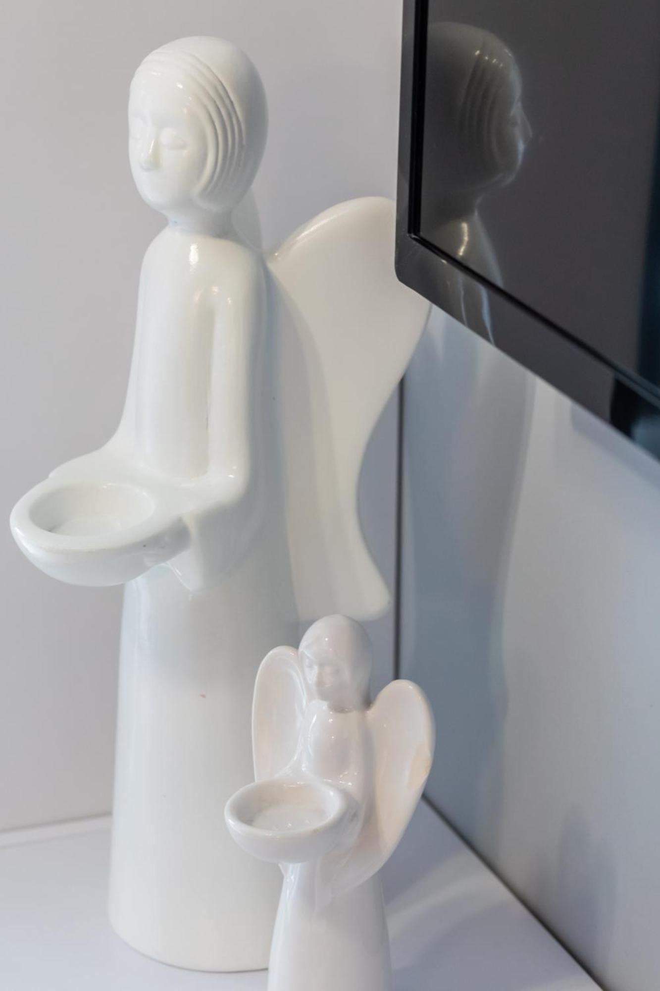 Modern Kapitanski Mostek By Renters *