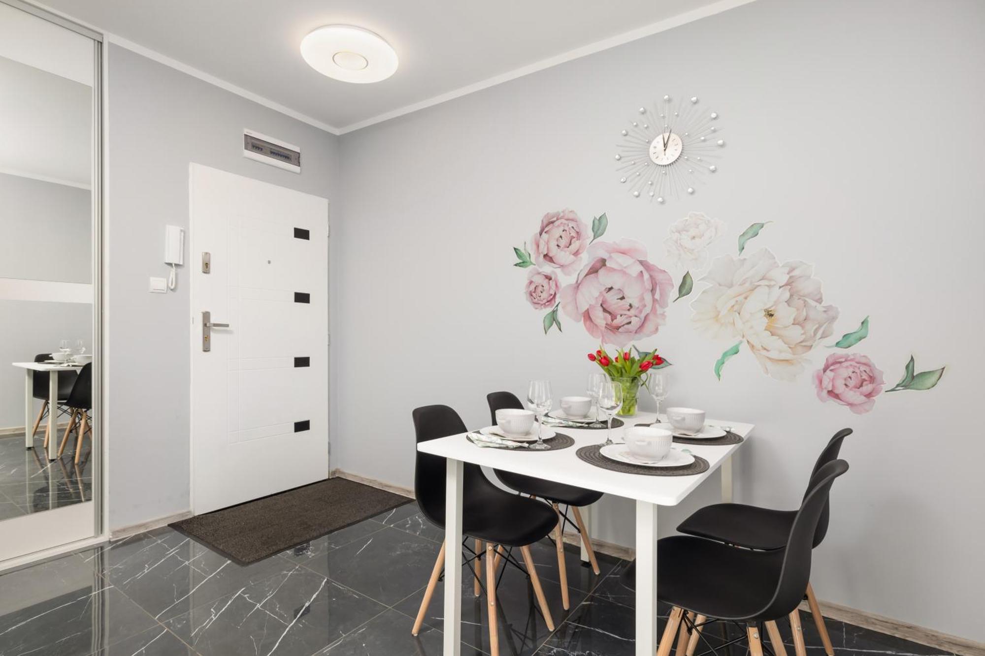 Modern Kapitanski Mostek By Renters Apartment *